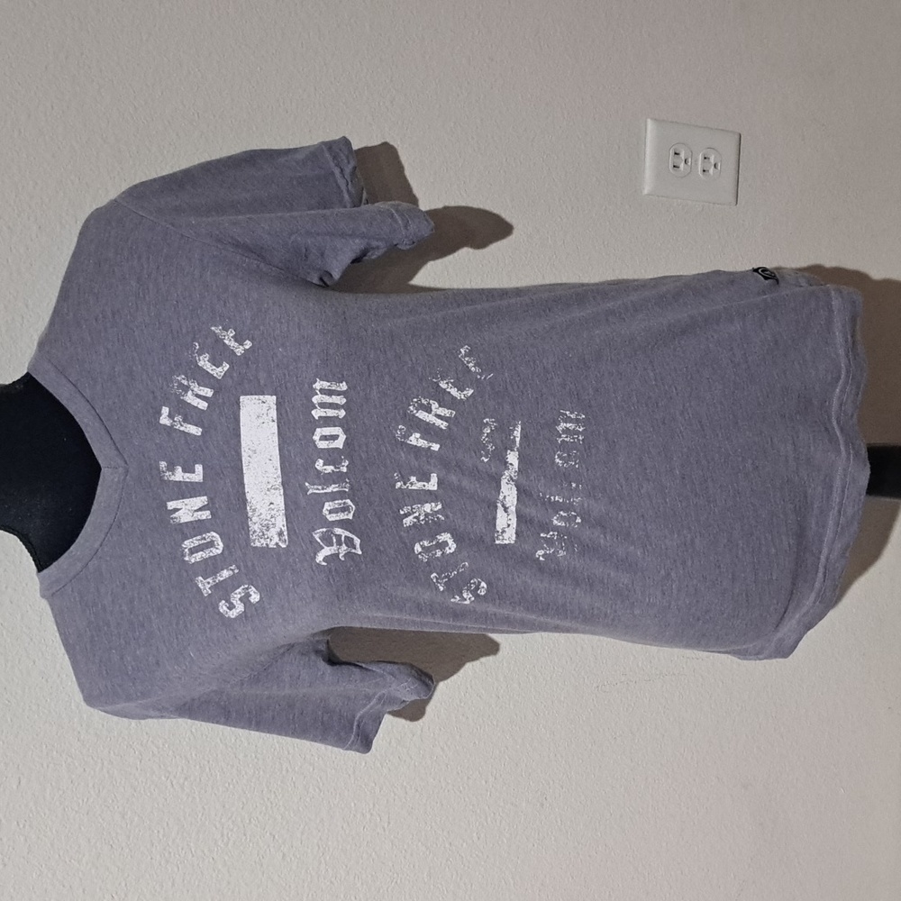 VOLCOM vintage wear surf form-fitted tee, XL